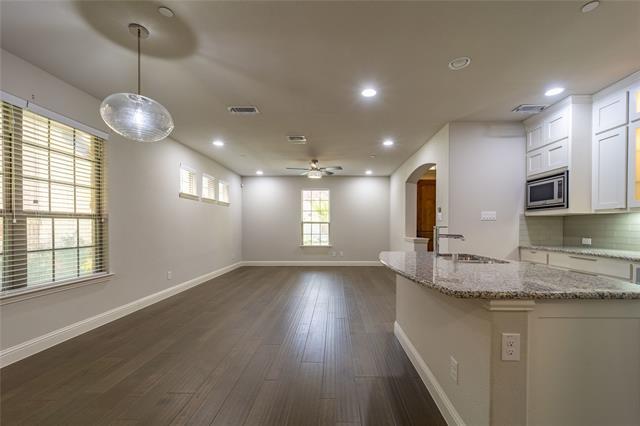 Building Photo - 4666 Rhett Ln