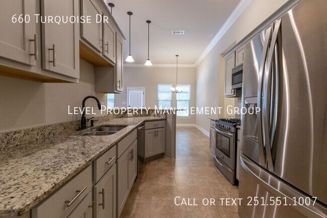 Building Photo - 660 Turquoise Dr