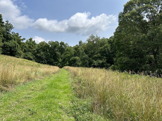 Building Photo - 23120 Bates Rd