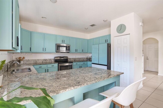 Building Photo - 8885 NW 102nd St