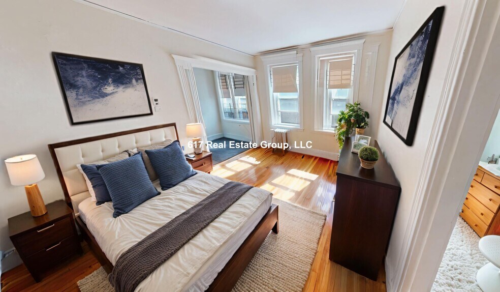 Building Photo - 231 Park Dr