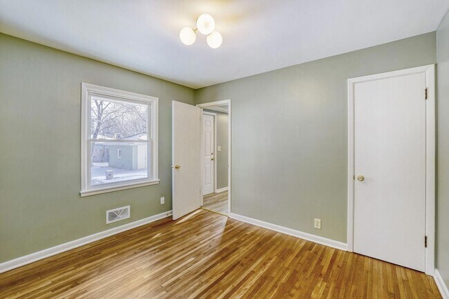 Building Photo - 6300 Quebec Ave N