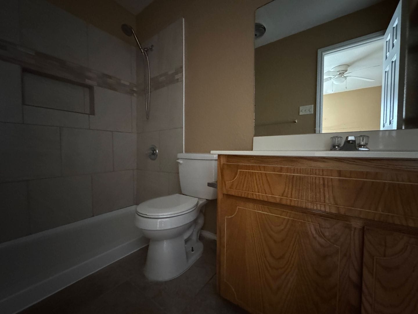 Building Photo - 3203 Toledo Dr