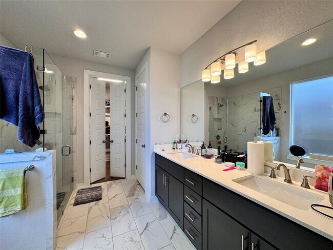 Building Photo - 2213 Nightjar Song Dr