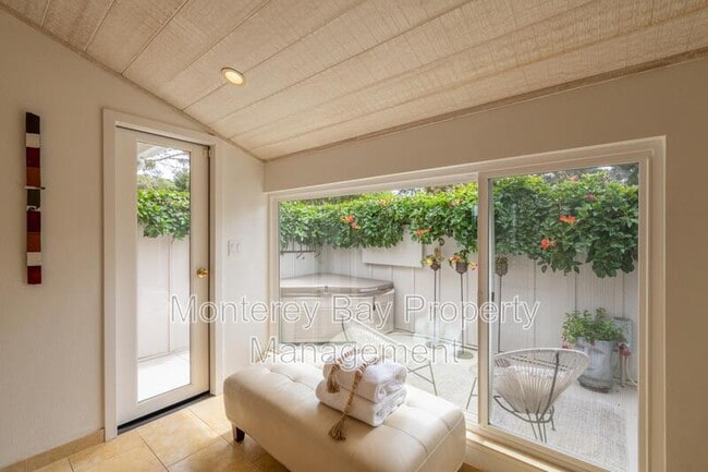 Building Photo - 18 Deer Stalker Path