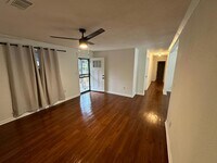 Building Photo - 3535 Farwood Dr