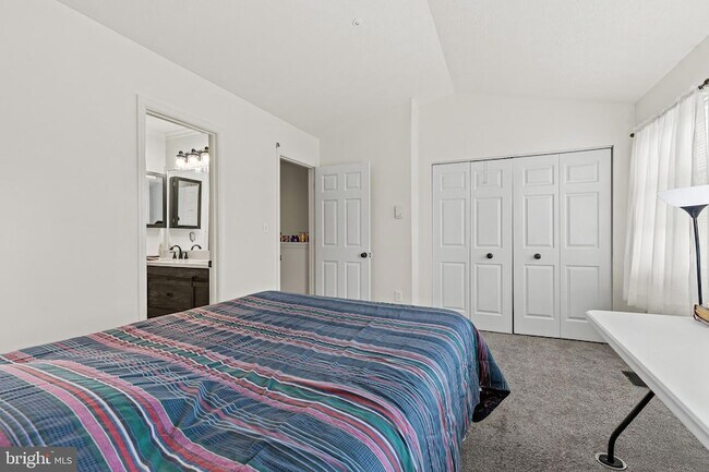Building Photo - 2609 Claybrooke Dr
