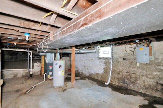Building Photo - 1522 Bailey St
