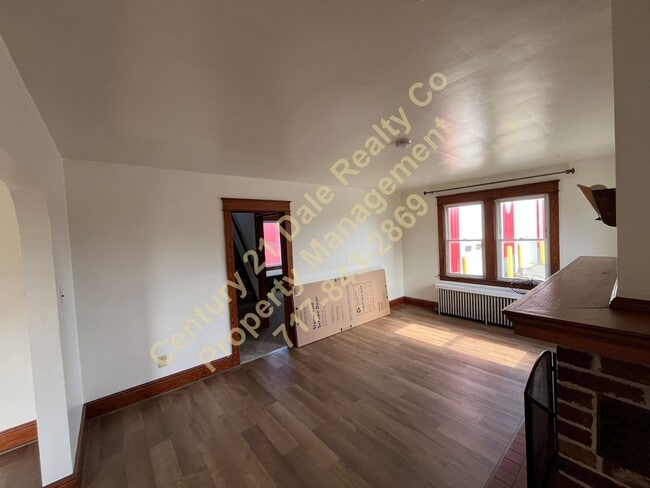 Building Photo - 3 BR Cape Cod in Eastern School District R...