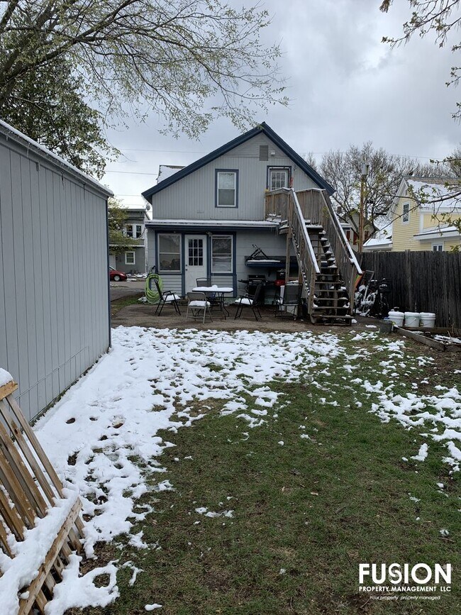 Building Photo - 46 Lafountain St