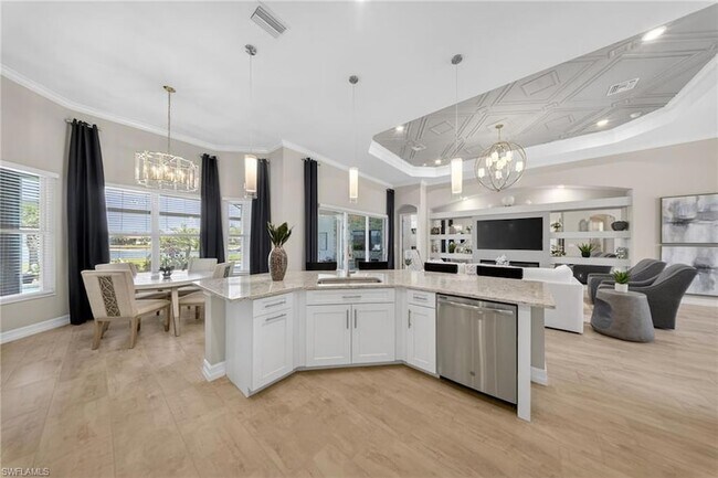 Building Photo - 14930 Blue Bay Cir