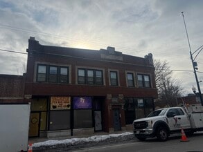 Building Photo - 1825 E 79th St