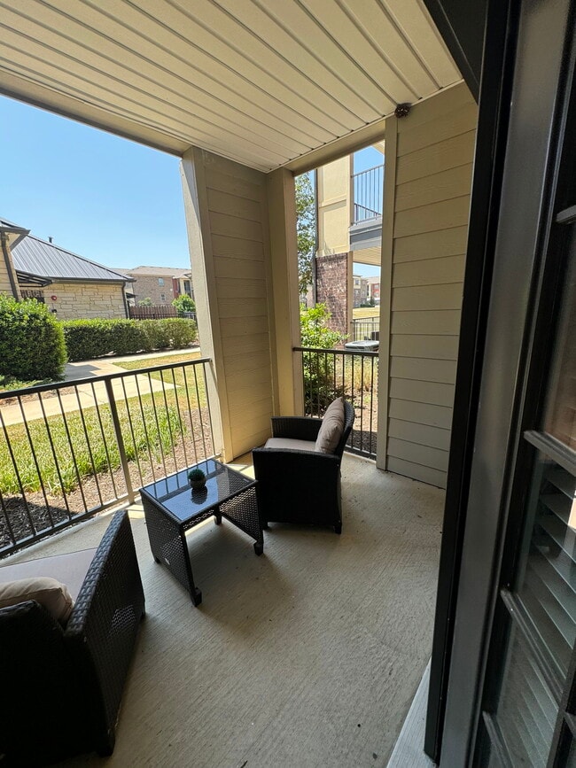 Building Photo - 1030 Farm to Market Road 2931 Apt #0536, A...