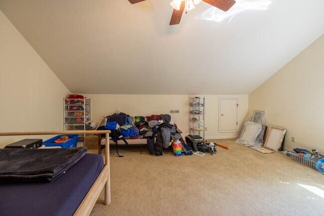 Building Photo - 917 Fox Ridge Trail