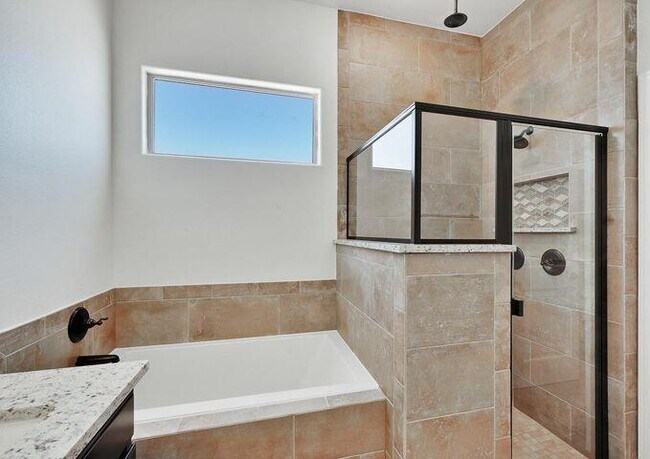 Building Photo - 14741 Tierra Harbor Ave