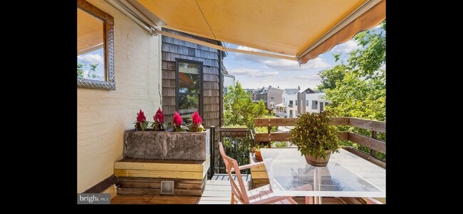 Building Photo - 3612 New Hampshire Ave NW