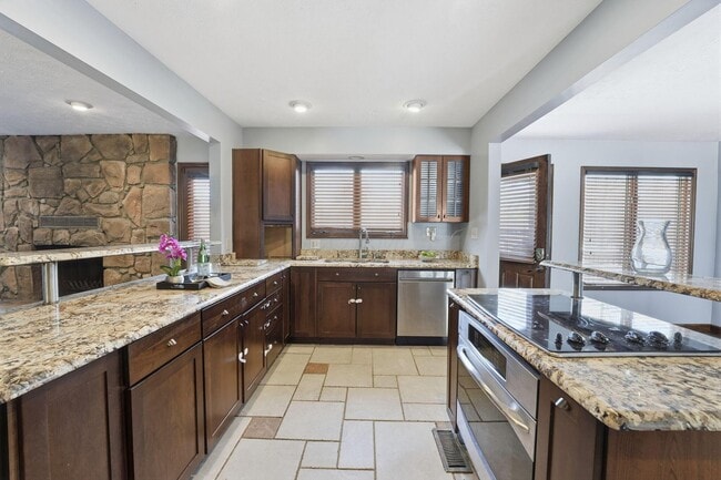 Building Photo - 13040 Duncan Plains Rd NW