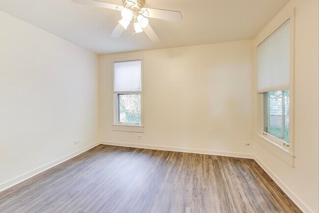Building Photo - 2643 Poplar Ave