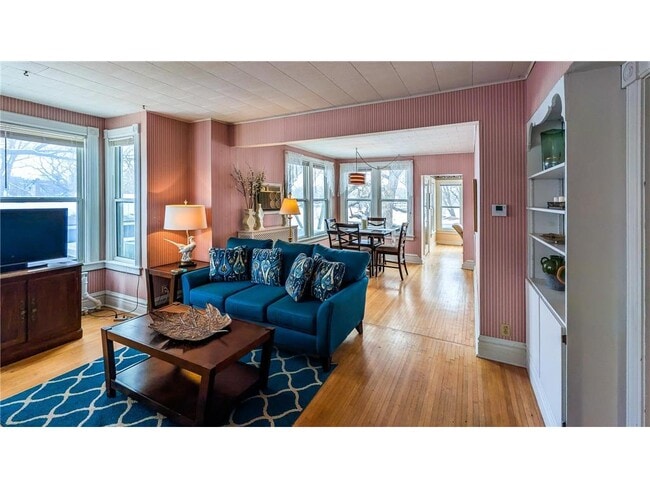 Building Photo - 519 Park Ave