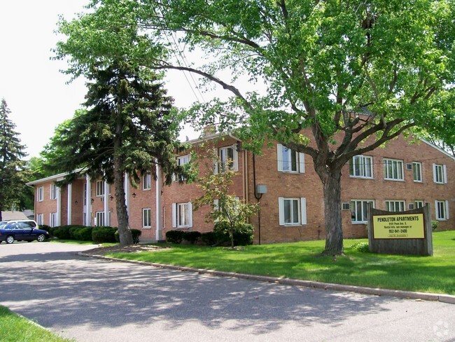 Building Photo - Pendleton Apartments
