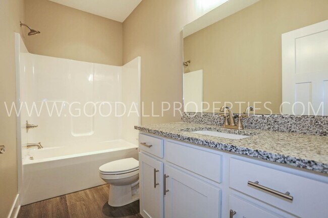 Building Photo - Spacious 4-Bedroom Ranch Near Schuler Elementary School