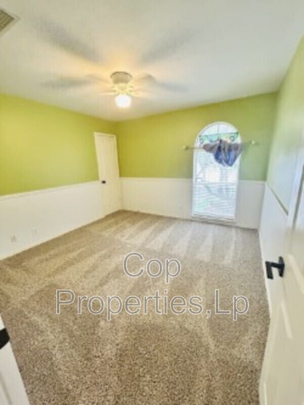 Building Photo - 6622 Shady Bend Dr