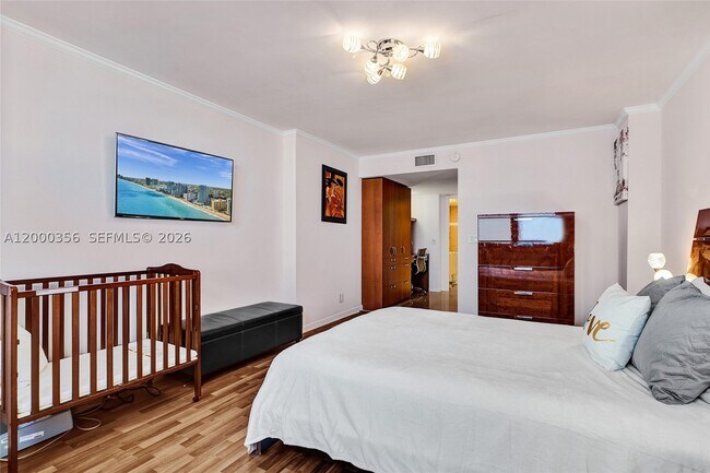 Building Photo - 2401 S Ocean Dr