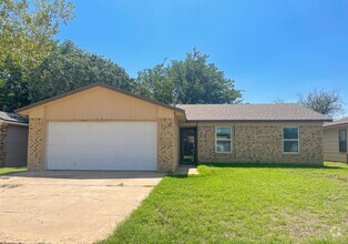 Building Photo - 3 bed 2 bath 2 car garage in Frenship ISD