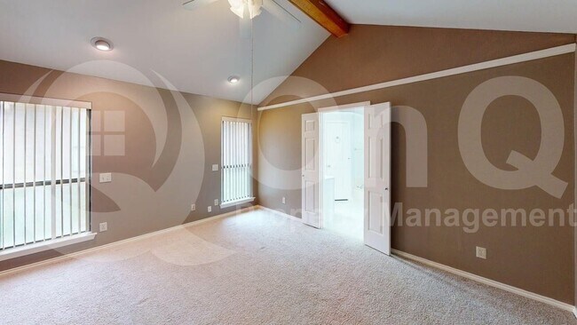 Building Photo - 4211 Spurwood Dr