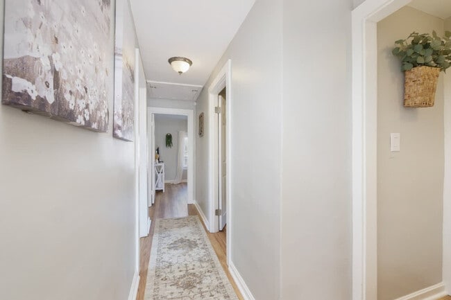 Building Photo - 367 S Rocky River Dr