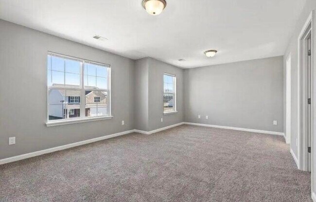 Building Photo - 6080 Arbor Wds Wy