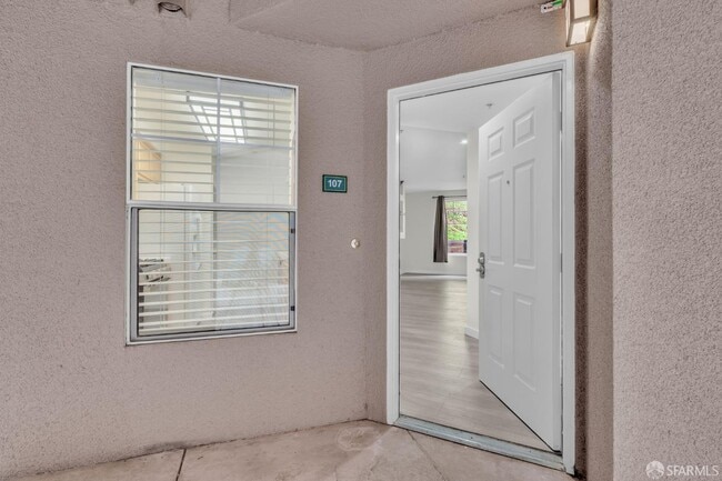 Building Photo - 200 Caldecott Ln