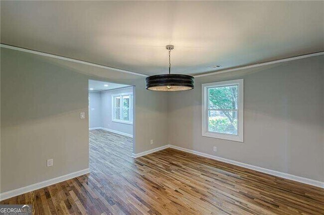 Building Photo - 1624 Dodson Dr SW