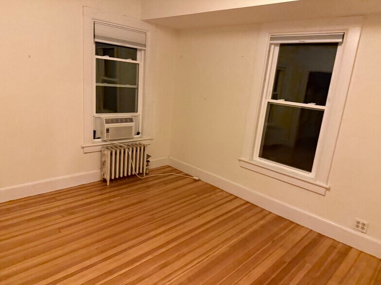 Bedroom 1 - 274 Prospect St