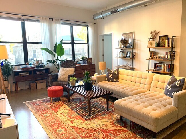 Building Photo - East Village Lofts