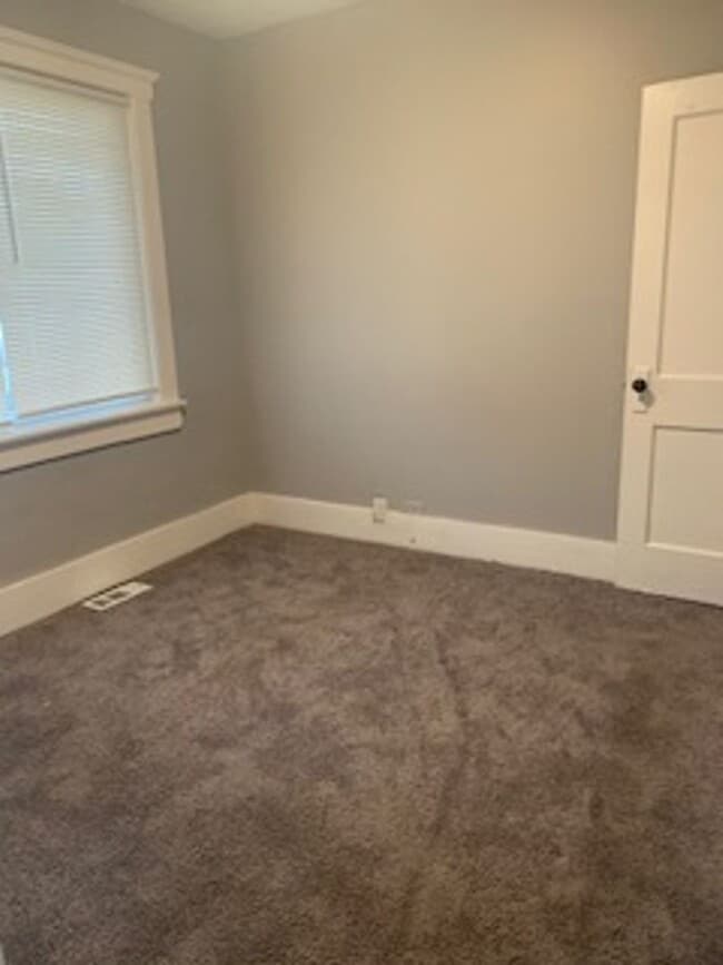 Building Photo - 21834 Nevada Ave