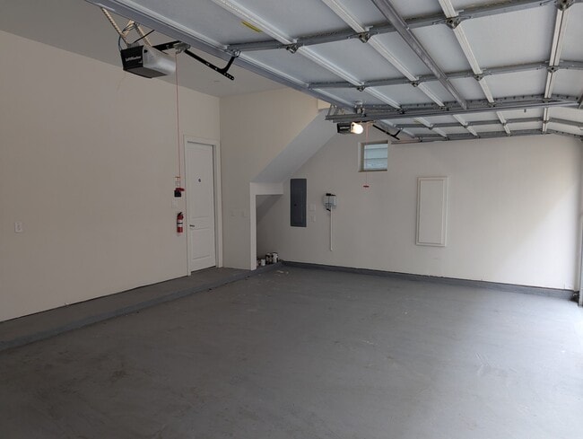 Building Photo - 1505 Missouri St