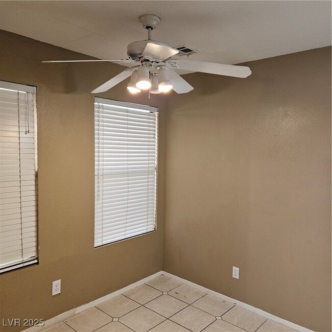 Building Photo - 9516 Wooden Pier Way