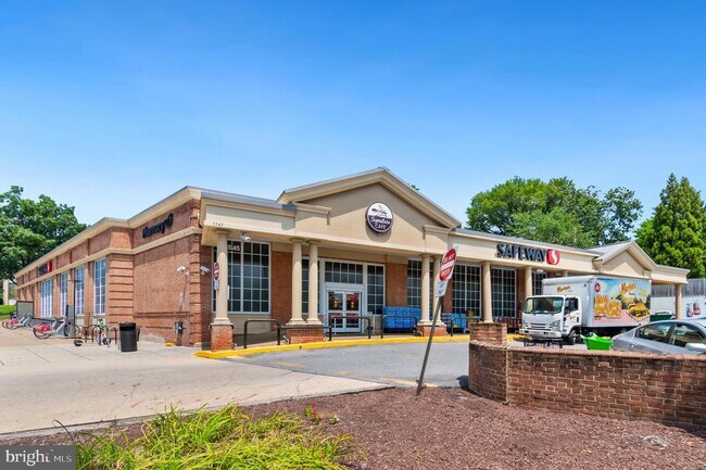 Building Photo - 5410 Connecticut Ave NW