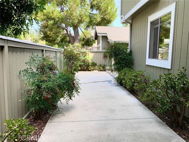 Building Photo - 78 Monroe