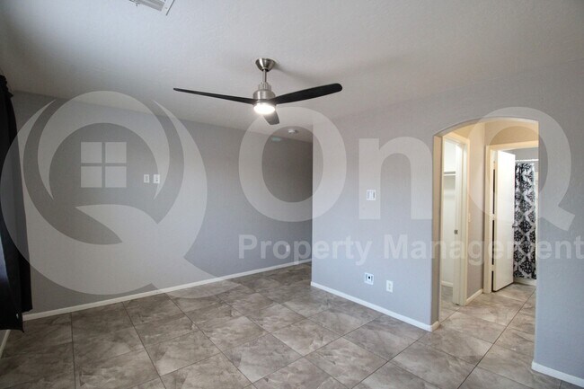 Building Photo - 14867 W Acapulco Ln