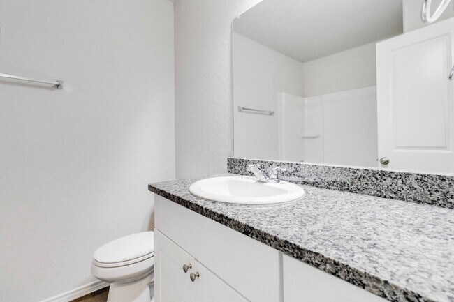 Building Photo - Beautiful 3/2 in New Braunfels
