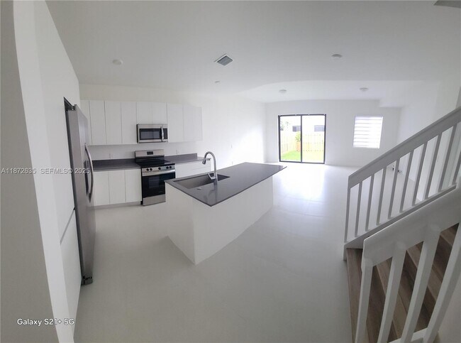 Building Photo - 34493 SW 191st Ct