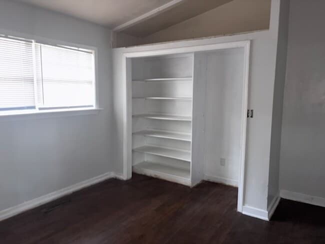 Building Photo - 119 S Canton Club Cir