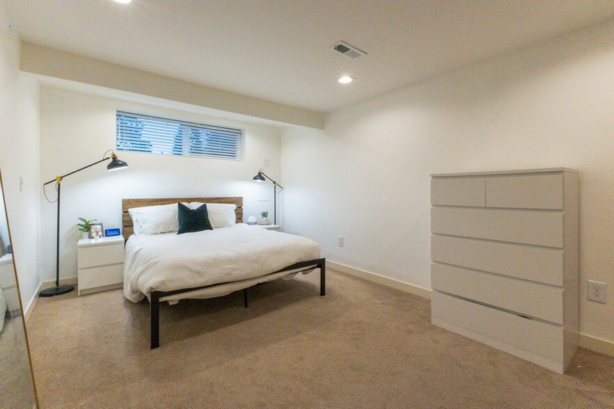 Building Photo - 18917 66th Pl W