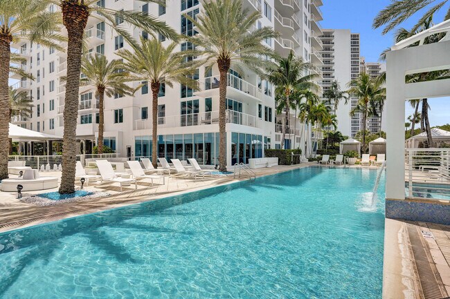 Building Photo - 2821 N Ocean Blvd