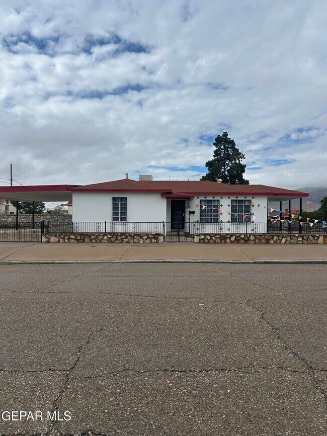 Primary Photo - 1205 Hardaway St