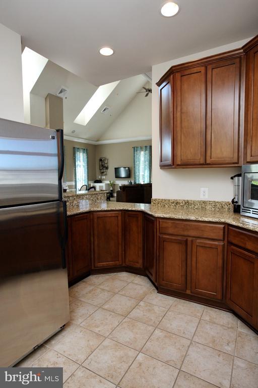 Building Photo - 35 Derby Dr