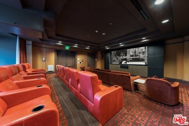 Building Photo - 1 W Century Dr