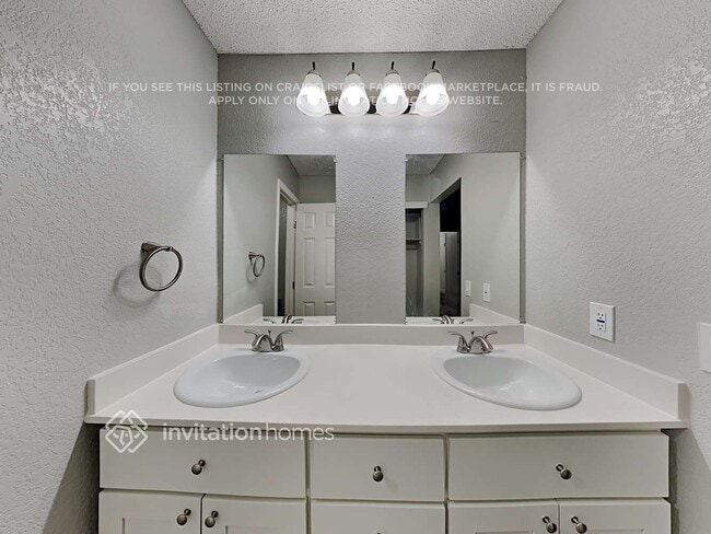 Building Photo - 7409 Martignetti Ct